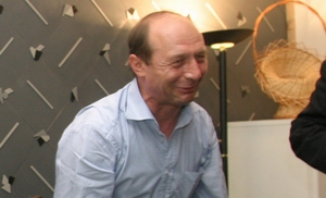 Basescu, huiduit la Iasi