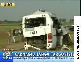 Microbuz cu nuntasi, lovit de tren pe ruta Targoviste-Ploiesti. 8 morti si 24 de raniti