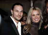 Britney Spears s-a cÄƒsÄƒtorit cu dansatorul Kevin Federline Ã®n octombrie 2004