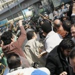 Haos în Egipt: Protestatarii au incediat clădiri publice. Mohamed ElBaradei, arestat