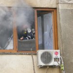 Onesti: Un aparat electric nesupravegheat a incendiat un apartament