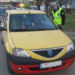Poliţiştii au acţionat pentru verificarea activităţii de transport persoane în regim de taxi