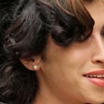 Soţul lui Amy Winehouse: Eu i-am oferit droguri puternice lui Amy