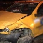 BacaU: Un conducator auto n-a acordat prioritate de trecere și a intrat în coliziune cu un taxi