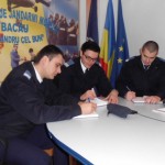 Trei studenţi din cadrul Academiei de Politie „A. I. Cuza”Bucureşti, în practică la Gruparea de Jandarmi Mobilă Bacău