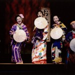 „Cele cinci bandite”,  un spectacol din Japonia, pe scena Teatrului Municipal “Bacovia”
