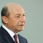 Parlamentul a adoptat Declarația prin care se solicită demisia președintelui Băsescu