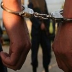 Doi tineri de 24 și 29 de ani, arestați preventiv pentru tâlhărie