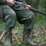 Dosar penal pentru braconaj la vânătoare și nerespectarea regimului armelor și munițiilor