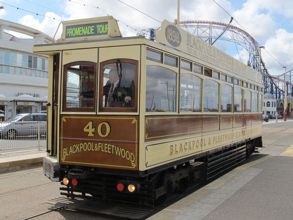 29 sept - blackpool-tram