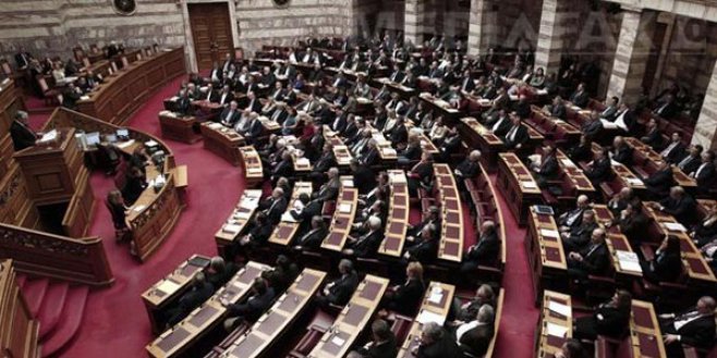 658x0_grecia-parlament-afp1