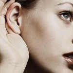 Studiu: Unele boli cardiovasculare pot fi depistate pe lobul urechii