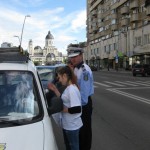 Polițiști și voluntari de la Colegiului Economic “Ion Ghica” Bacău acționează împreună pentru “Trafic de Respect”
