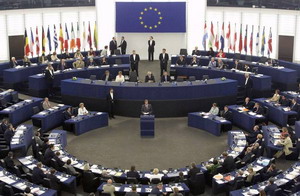 Eurostrategii electorale: PSD se va plasa în opoziţie faţă de dreapta europeană