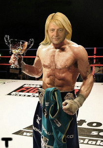 Basescu, boxerul nr. 1 al României