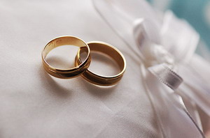 40 de minore s-au maritat in 2009 in judetul Bacau!