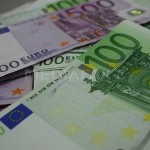 Românii trebuie să economisească anual 3.700 euro pentru a trăi decent la pensie