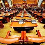 The Economist denunţă procesul politic „disfuncţional” şi legile redactate în grabă din România