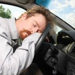 Somnolenţa la volan, la fel de periculoasa ca alcoolul