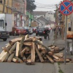 Margineni: Material lemnos, transportat fără documente legale, confiscat