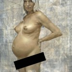 Sienna Miller, pe urmele lui Demi Moore.Actriţa însărcinată în nouă luni a pozat nud
