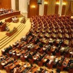 Plenul reunit discută marţi scrisoarea lui Băsescu privind referendumul pentru unicameral