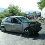 Trei victime într-un accident de circulaţie provocat de un şofer fără permis
