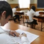 Evaluare Naţională 2014. Subiecte Română şi barem. Absolvenţii clasei a VIII-a au susţinut luni prima probă la examenul de evaluare naţională