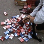Tigări de contrabandă, destinate comercializării în Piața Centrală, confiscate de polițiști