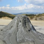 MONUMENTE ALE NATURII DIN ROMÂNIA: Vulcanii noroioși din Buzău