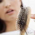 Tratamente naturiste împotriva căderii părului
