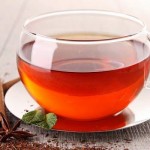 Beneficiile ceaiului din coji de nucă și ceapă