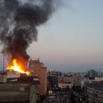 Incendiu de pe acoperișul unui bloc din municipiul Bacău