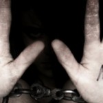 Romania se situează în Primele cinci țări UE de cetățenie a victimelor traficanţilor de persoane