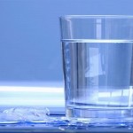 Afecţiunea gravă la care se expun persoanele care nu beau suficientă apă