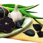 Beneficiile usturoiului negru pentru sănătate