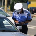 Cercetat de poliţişti pentru infracţiune la regimul rutier